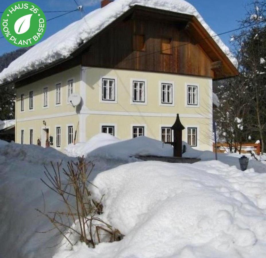 Haus 26 Weissbriach Bed & Breakfast Exterior photo