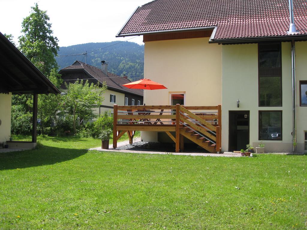 Haus 26 Weissbriach Bed & Breakfast Exterior photo