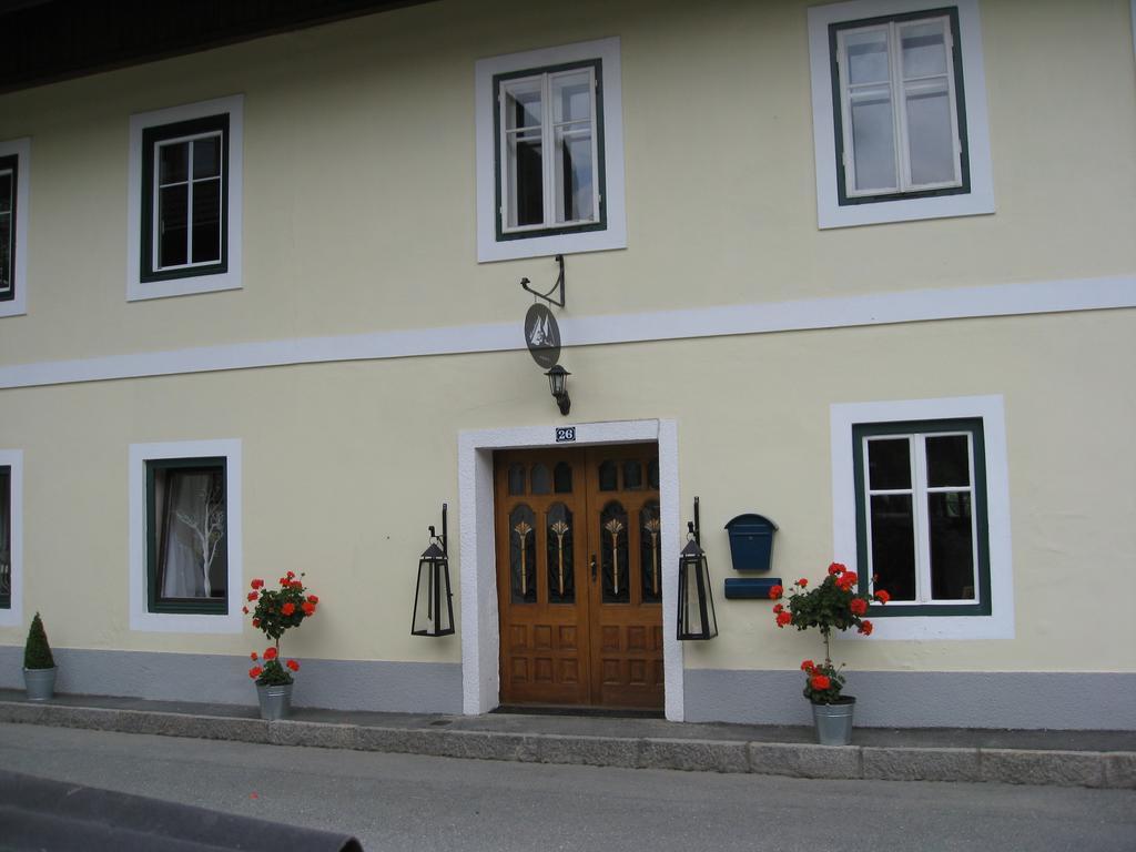 Haus 26 Weissbriach Bed & Breakfast Exterior photo